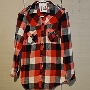 ⭐️Red and Black Plaid Button Down Shirt no belt